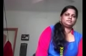 Sexy Mallu Bhabhi Showing Her Broad in the beam Boobs and Pussy To Lover