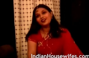 Indian Housewife Namrita Rani Sari Banditry Violation Porn